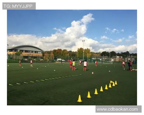 英国大学足球的崛起与发展探索以及对青少年足球的影响分析