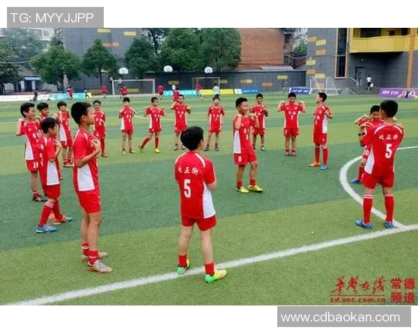 足球男生JJ的成长故事与梦想追逐之旅